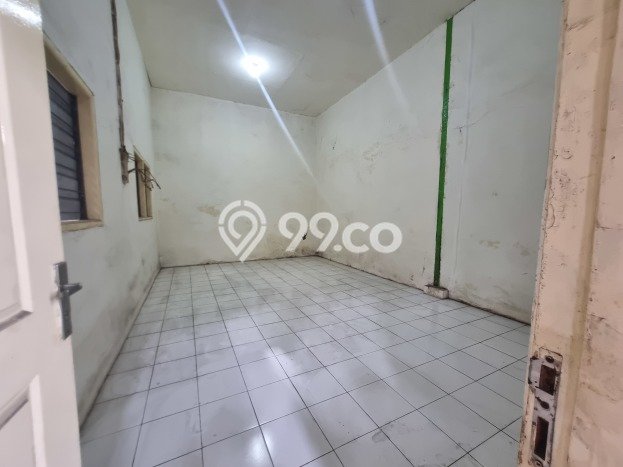 Disewakan Gudang di Kawasan Ramai Margomulyo Luas 720m2 Disewakan Gudang di Kawasan Ramai Margomulyo Luas 720m2