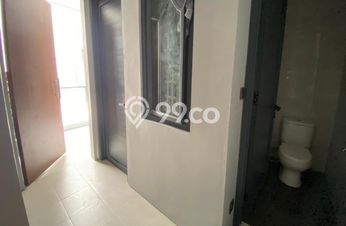 Ready to Use! Luxury House LT 120m2 Desain Modern di Pondok Indah Ready to Use! Luxury House LT 120m2 Desain Modern di Pondok Indah