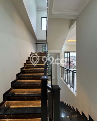 Dijual Rumah Premium dengan Fasilitas Sekitar Lengkap di Kebayoran Baru, Jakarta Selatan Dijual Rumah Premium dengan Fasilitas Sekitar Lengkap di Kebayoran Baru, Jakarta Selatan