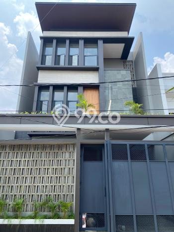 Ready to Use! Luxury House LT 120m2 Desain Modern di Pondok Indah Ready to Use! Luxury House LT 120m2 Desain Modern di Pondok Indah