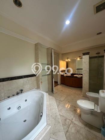 Disewakan Rumah Harga Terjangkau di Pondok Indah Jakarta Selatan dengan 4 KT Disewakan Rumah Harga Terjangkau di Pondok Indah Jakarta Selatan dengan 4 KT