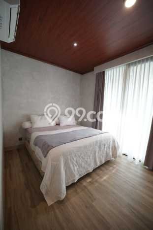Rumah Elit Modern Siap Huni di Pondok Indah Jakarta Selatan Rumah Elit Modern Siap Huni di Pondok Indah Jakarta Selatan