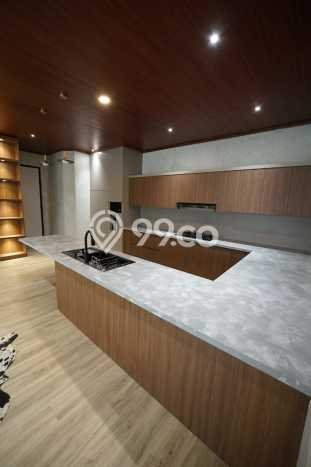 Rumah Elit Modern Siap Huni di Pondok Indah Jakarta Selatan Rumah Elit Modern Siap Huni di Pondok Indah Jakarta Selatan