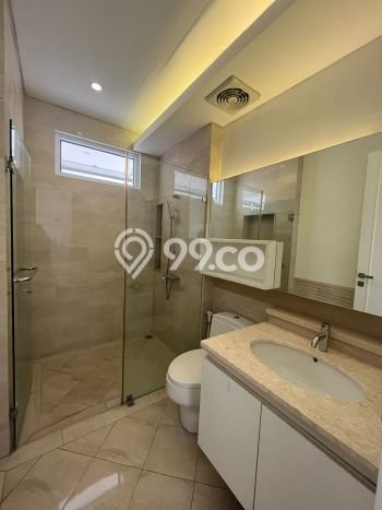 Rumah Elit LB 450m2 Siap Huni Desain Elegan di Pejaten, Jakarta Selatan Rumah Elit LB 450m2 Siap Huni Desain Elegan di Pejaten, Jakarta Selatan