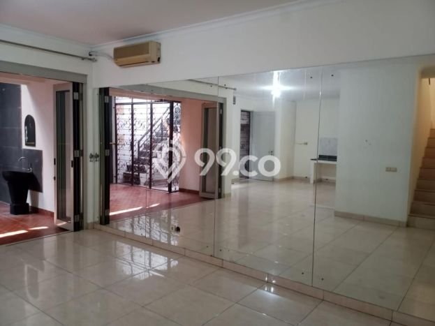 Dijual Rumah Premium dengan Fasilitas Sekitar Komplit di BSD, Tangerang Selatan Dijual Rumah Premium dengan Fasilitas Sekitar Komplit di BSD, Tangerang Selatan