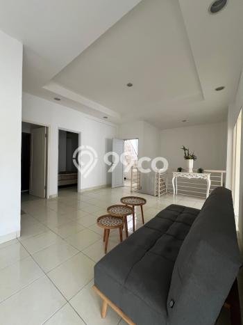 Ready to Use! Luxury House LT 120m2 Desain Modern di Bintaro Ready to Use! Luxury House LT 120m2 Desain Modern di Bintaro