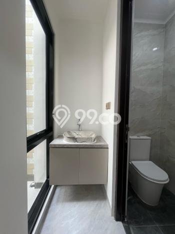 Siap Huni Hunian Elit 5 Kamar di Pondok Aren Dekat ke Mana Pun Siap Huni Hunian Elit 5 Kamar di Pondok Aren Dekat ke Mana Pun