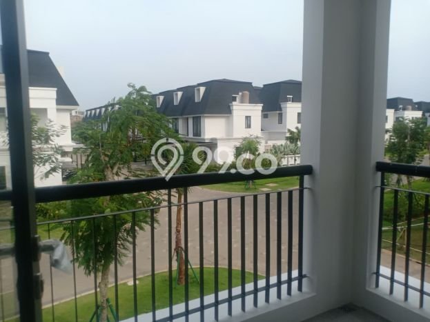 Jual Rumah Luas Elegan Dengan View Eksklusif di Bintaro, Tangerang Selatan Jual Rumah Luas Elegan Dengan View Eksklusif di Bintaro, Tangerang Selatan