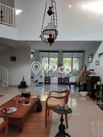 Rumah Luxury Modern Siap Huni di Bintaro Tangerang Selatan Rumah Luxury Modern Siap Huni di Bintaro Tangerang Selatan