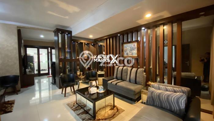 Rumah Kost untuk Dijual di Lowokwaru dengan 11 KT, 5 KM, Luas 300m2 Rumah Kost untuk Dijual di Lowokwaru dengan 11 KT, 5 KM, Luas 300m2