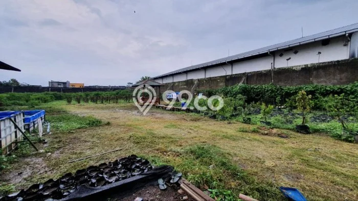 Gudang For Rent Kawasan Pakis, Luas 1000m2m², Lokasi Komersial, Akses Strategis Gudang For Rent Kawasan Pakis, Luas 1000m2m², Lokasi Komersial, Akses Strategis