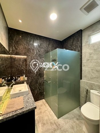 Vila Kawasan Batu, Dimensi 600m2m², Dekat dengan transportasi umum Vila Kawasan Batu, Dimensi 600m2m², Dekat dengan transportasi umum