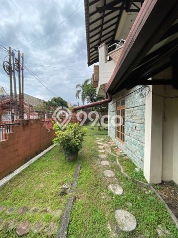 Rumah Luxury Modern Siap Huni di Soekarno Hatta Malang Rumah Luxury Modern Siap Huni di Soekarno Hatta Malang