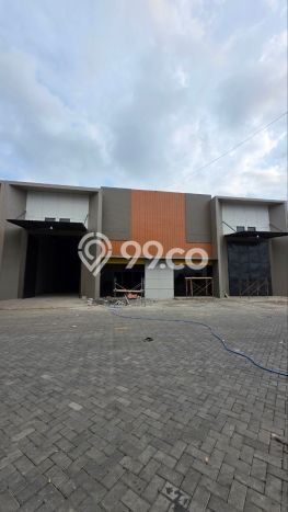Unit Gudang Dijual di Pakisaji Malang 248m2 Unit Gudang Dijual di Pakisaji Malang 248m2