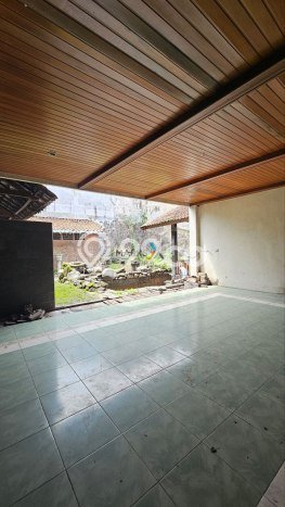 HARGA SPESIAL! Rumah area , Malang, LT 997m2m² Bangunan 700m2m² HARGA NEGO! HARGA SPESIAL! Rumah area , Malang, LT 997m2m² Bangunan 700m2m² HARGA NEGO!