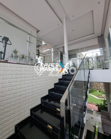 Jual Rumah Luas Elegan Dengan View Cantik di Permata Jingga, Malang Jual Rumah Luas Elegan Dengan View Cantik di Permata Jingga, Malang