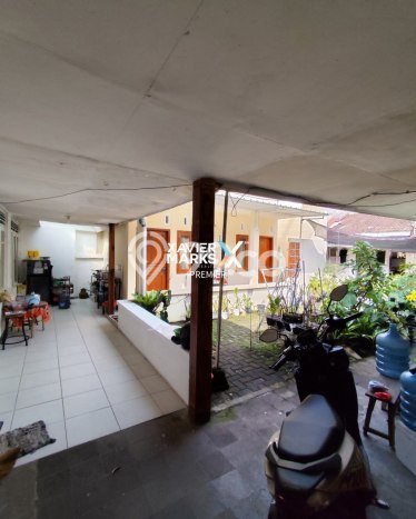 Siap Huni Rumah Mewah 12 Kamar di Klojen Dekat ke Mana Saja Siap Huni Rumah Mewah 12 Kamar di Klojen Dekat ke Mana Saja