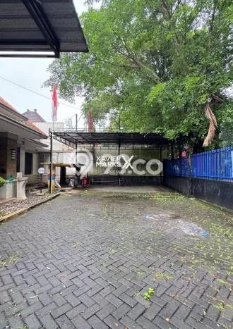 Disewakan! Rumah 4 Kamar Tidur &
4 Kamar Mandi di Malang Kota, Malang Disewakan! Rumah 4 Kamar Tidur &
4 Kamar Mandi di Malang Kota, Malang