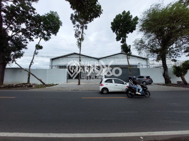 Gudang untuk disewa di Pakisaji punya LT 3000m2 & LB 2000m2 harga sewa kompetitif Gudang untuk disewa di Pakisaji punya LT 3000m2 & LB 2000m2 harga sewa kompetitif