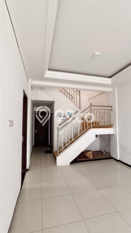 Rumah Berkualitas Araya, Malang, Luas 200m2m² LB 360m2m² Rumah Berkualitas Araya, Malang, Luas 200m2m² LB 360m2m²