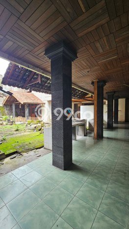 HARGA SPESIAL! Rumah area , Malang, LT 997m2m² Bangunan 700m2m² HARGA NEGO! HARGA SPESIAL! Rumah area , Malang, LT 997m2m² Bangunan 700m2m² HARGA NEGO!