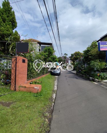 Siap Huni Rumah Mewah 12 Kamar di Klojen Dekat ke Mana Saja Siap Huni Rumah Mewah 12 Kamar di Klojen Dekat ke Mana Saja