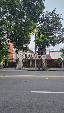 HARGA SPESIAL! Rumah area , Malang, LT 997m2m² Bangunan 700m2m² HARGA NEGO! HARGA SPESIAL! Rumah area , Malang, LT 997m2m² Bangunan 700m2m² HARGA NEGO!