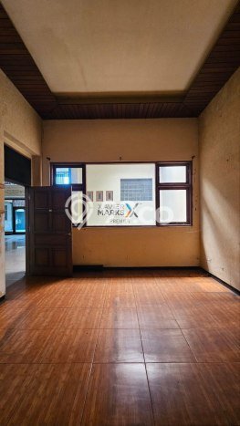 HARGA SPESIAL! Rumah area , Malang, LT 997m2m² Bangunan 700m2m² HARGA NEGO! HARGA SPESIAL! Rumah area , Malang, LT 997m2m² Bangunan 700m2m² HARGA NEGO!