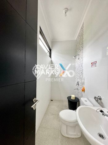 Vila Kawasan Batu, Luas 195m2m², Ideal untuk hunian keluarga Vila Kawasan Batu, Luas 195m2m², Ideal untuk hunian keluarga
