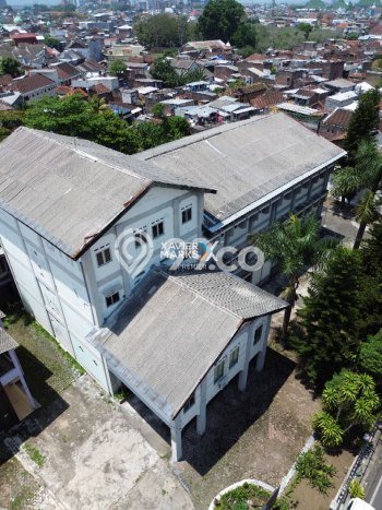 Unit Komersial Dijual di Malang LT 3841m2 & LB 1400m2 Unit Komersial Dijual di Malang LT 3841m2 & LB 1400m2