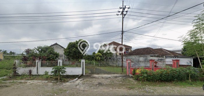 Lokasi Strategis! Dijual Gudang Bisnis di Pakis, Malang Kondisi Bagus Lokasi Strategis! Dijual Gudang Bisnis di Pakis, Malang Kondisi Bagus