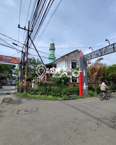NEW LISTING! Rumah Strategis di Blimbing, LT 623m2m² LB 400m2m² NEW LISTING! Rumah Strategis di Blimbing, LT 623m2m² LB 400m2m²