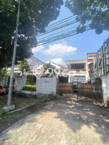 Rumah Berkualitas dengan Luas Tanah 534m2m² di Kawasan Elite Dieng, Malang Rumah Berkualitas dengan Luas Tanah 534m2m² di Kawasan Elite Dieng, Malang