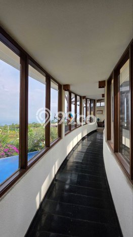 Vila Kawasan Batu, Luas 553m2m², Akses Mudah Fasilitas Umum Vila Kawasan Batu, Luas 553m2m², Akses Mudah Fasilitas Umum