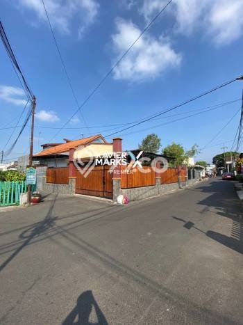 DIJUAL CEPAT! Rumah Nyaman di Lowokwaru, Malang, Luas 224m2m² Bangunan 250m2m² BISA KPR! DIJUAL CEPAT! Rumah Nyaman di Lowokwaru, Malang, Luas 224m2m² Bangunan 250m2m² BISA KPR!