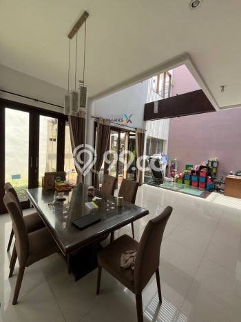 Rumah Terawat area , Malang, Luas Tanah 420m2m², Luas Bangunan 550m2m² Rumah Terawat area , Malang, Luas Tanah 420m2m², Luas Bangunan 550m2m²