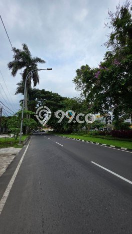 HARGA SPESIAL! Rumah Modern di , Malang, LT 494m2m² Bangunan 182m2m² Bisa Nego! HARGA SPESIAL! Rumah Modern di , Malang, LT 494m2m² Bangunan 182m2m² Bisa Nego!