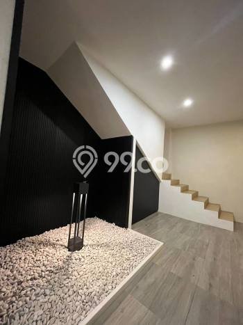 Rumah Elit LB 256m2 Siap Huni Desain Elegan di Araya, Malang Rumah Elit LB 256m2 Siap Huni Desain Elegan di Araya, Malang