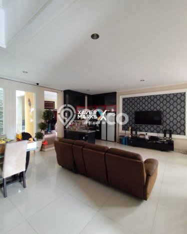 Rumah Elit LB 600m2 Siap Pakai Desain Elegan di Permata Jingga, Malang Rumah Elit LB 600m2 Siap Pakai Desain Elegan di Permata Jingga, Malang