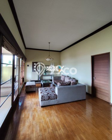Vila Kawasan Batu, Luas 2050m2m², Akses Mudah Fasilitas Umum Vila Kawasan Batu, Luas 2050m2m², Akses Mudah Fasilitas Umum