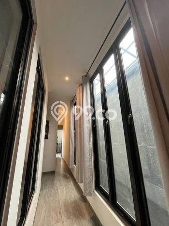 Rumah Elit LB 256m2 Siap Huni Desain Elegan di Araya, Malang Rumah Elit LB 256m2 Siap Huni Desain Elegan di Araya, Malang