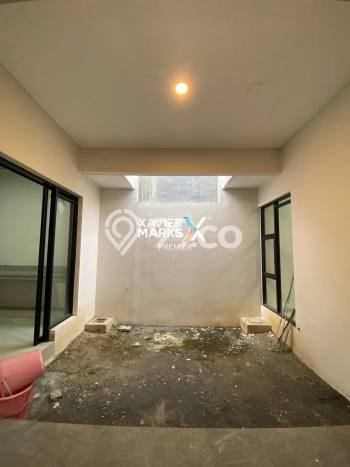Rumah PREMIUM di , Malang, Luas 150m2m² LB 100m2m² KESEMPATAN TERBATAS! Rumah PREMIUM di , Malang, Luas 150m2m² LB 100m2m² KESEMPATAN TERBATAS!