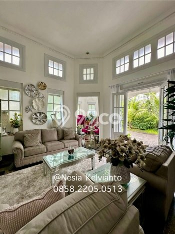 Rumah Elit Modern Tanpa Renovasi di Malang Kota Malang Rumah Elit Modern Tanpa Renovasi di Malang Kota Malang