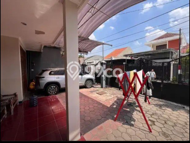 Dijual Rumah 3 Kamar Lokasi Ideal Bagus dan Strategis di Dukuh Pakis Dijual Rumah 3 Kamar Lokasi Ideal Bagus dan Strategis di Dukuh Pakis