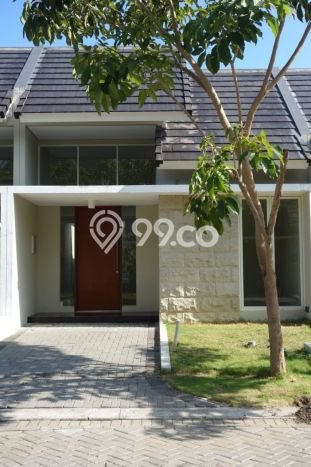 Rumah dengan Lokasi Strategis 2 KT di , Surabaya Rumah dengan Lokasi Strategis 2 KT di , Surabaya