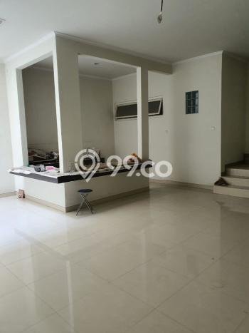 Rumah Mewah LB 229m2 Siap Pakai Desain Elegan di Pakuwon Indah, Surabaya Rumah Mewah LB 229m2 Siap Pakai Desain Elegan di Pakuwon Indah, Surabaya