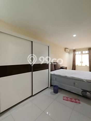 PROMO TERBATAS! Rumah Berkualitas di , Surabaya, LT 210m2m² Bangunan 390m2m² PROMO TERBATAS! Rumah Berkualitas di , Surabaya, LT 210m2m² Bangunan 390m2m²