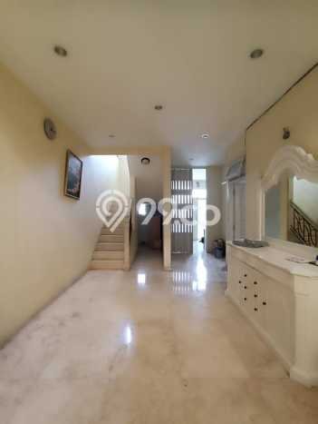 PROMO TERBATAS! Rumah Berkualitas di , Surabaya, LT 210m2m² Bangunan 390m2m² PROMO TERBATAS! Rumah Berkualitas di , Surabaya, LT 210m2m² Bangunan 390m2m²