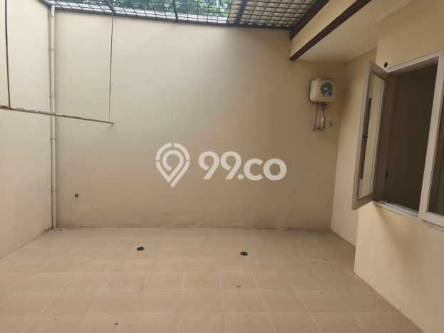 Disewakan Segera Rumah Kondisi Baik di Kawasan Dukuh Pakis, Surabaya Disewakan Segera Rumah Kondisi Baik di Kawasan Dukuh Pakis, Surabaya