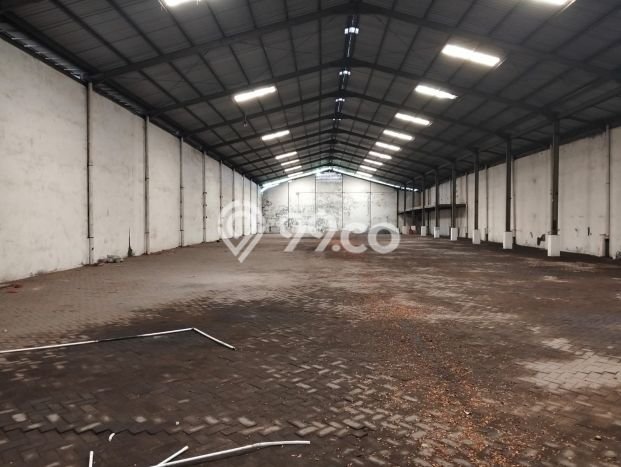 Area Strategis! Disewakan Gudang Lokasi Asemrowo, Surabaya Cocok untuk Bisnis Area Strategis! Disewakan Gudang Lokasi Asemrowo, Surabaya Cocok untuk Bisnis